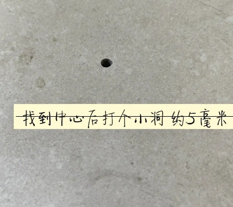 肇源瓷砖空鼓维修公司专业解答在瓷砖铺贴过程中，如果砂料搅拌不均匀，将会带来以下问题